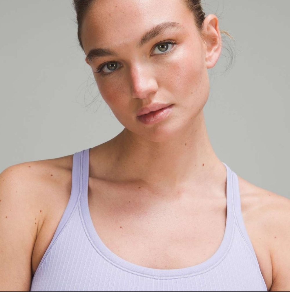 Lululemon Ebb to Street tank top in Lilac Smoke size 10 Racerback NWOT - Picture 4 of 11